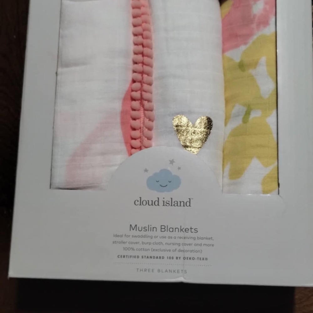 ❌SOLD❌Cloud Island Muslin Blankets Set